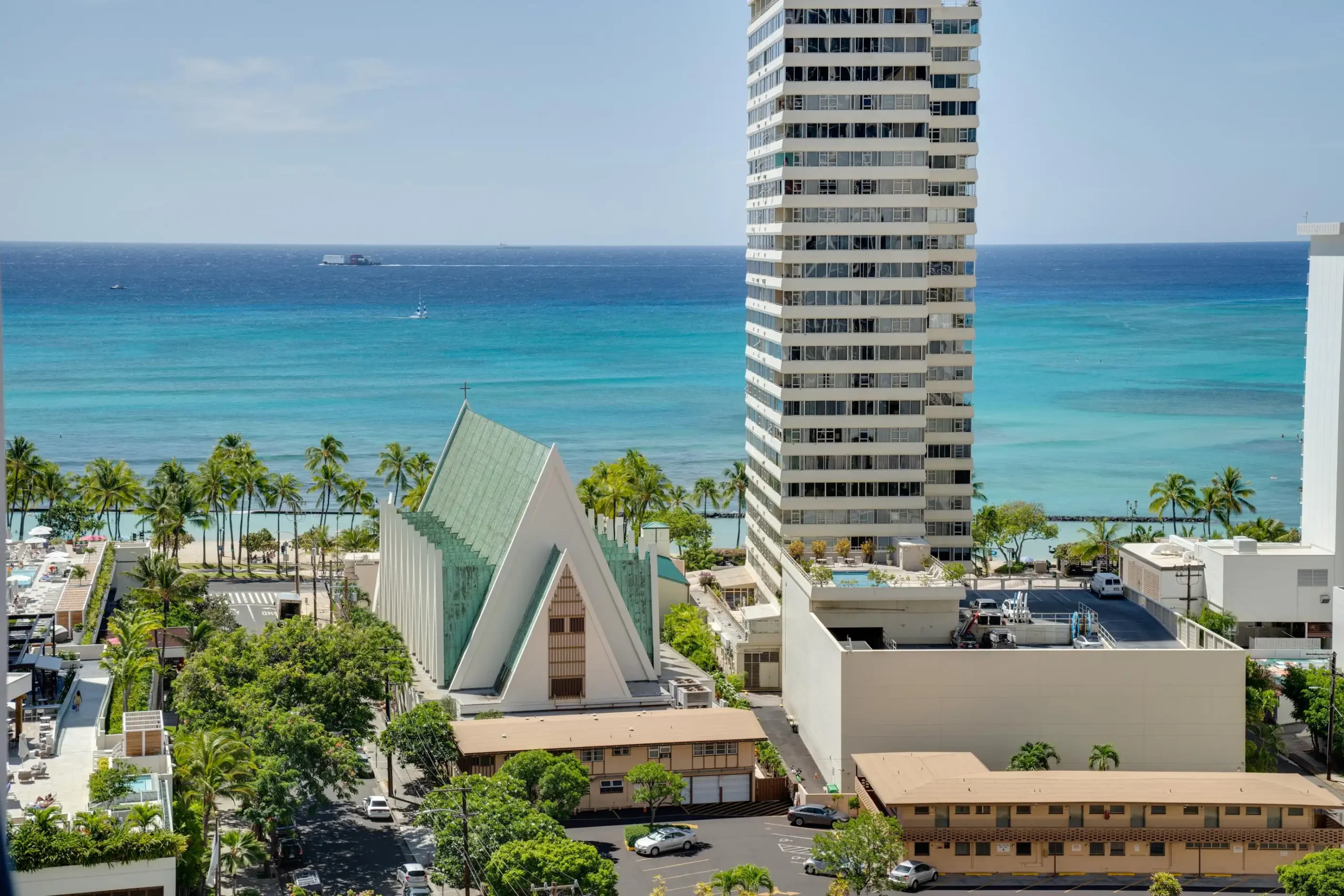 Waikiki Banyan vacation rentals in Waikiki